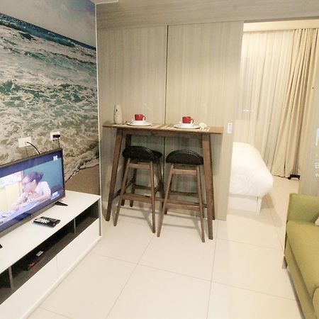 Maxstays - Max View @ Breeze Residences Pasay Exterior photo