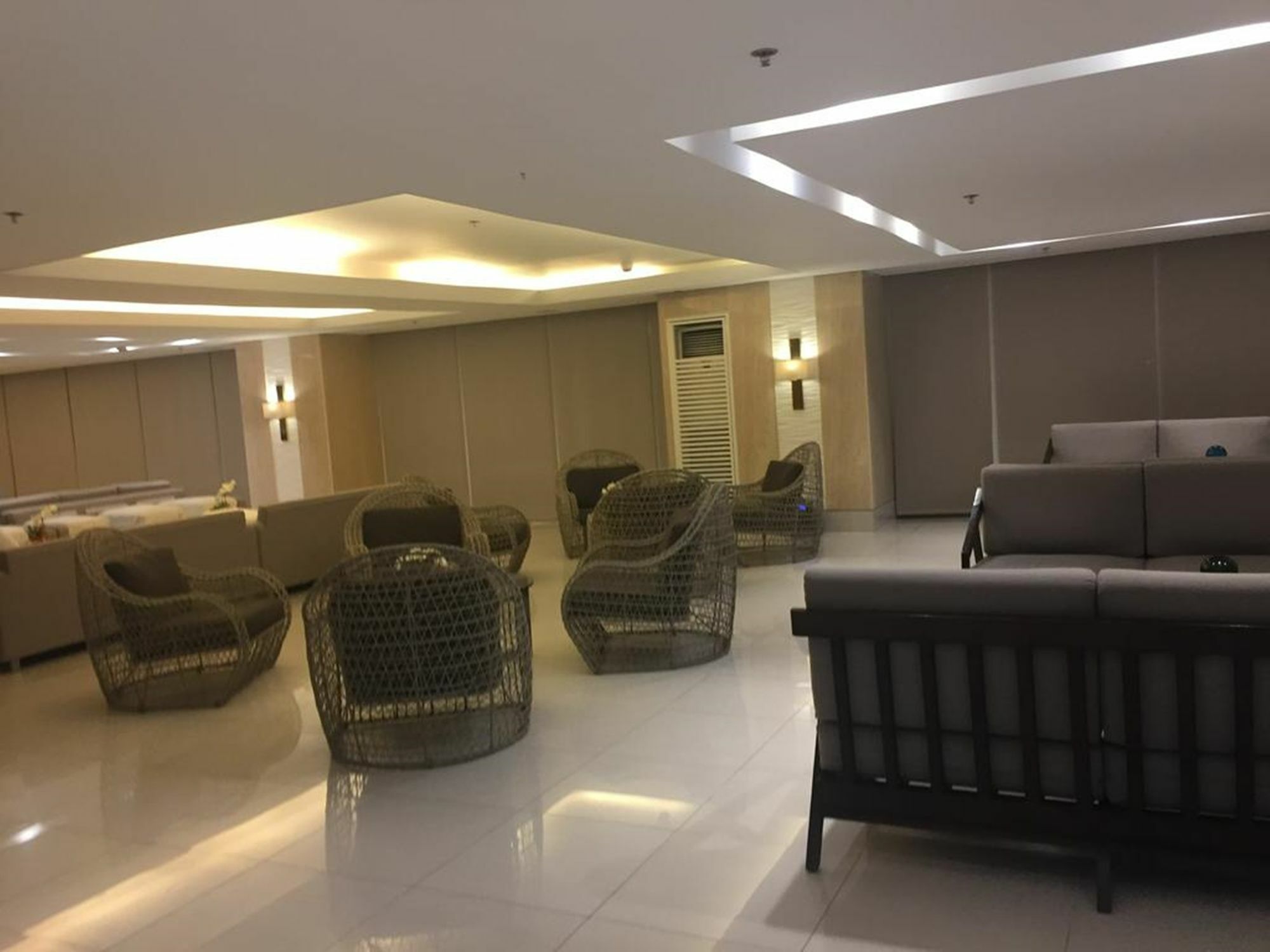 Maxstays - Max View @ Breeze Residences Pasay Exterior photo
